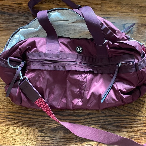 lululemon athletica Handbags - Lululemon duffle bag